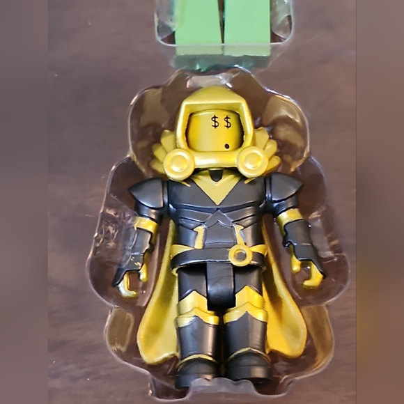 2021 Roblox Icons Gold Collectors Set 4 Figure Pack - Picture 4 of 10